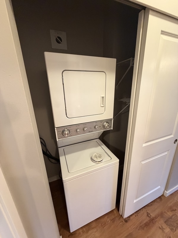 Building Photo - 8872 Depot Rd