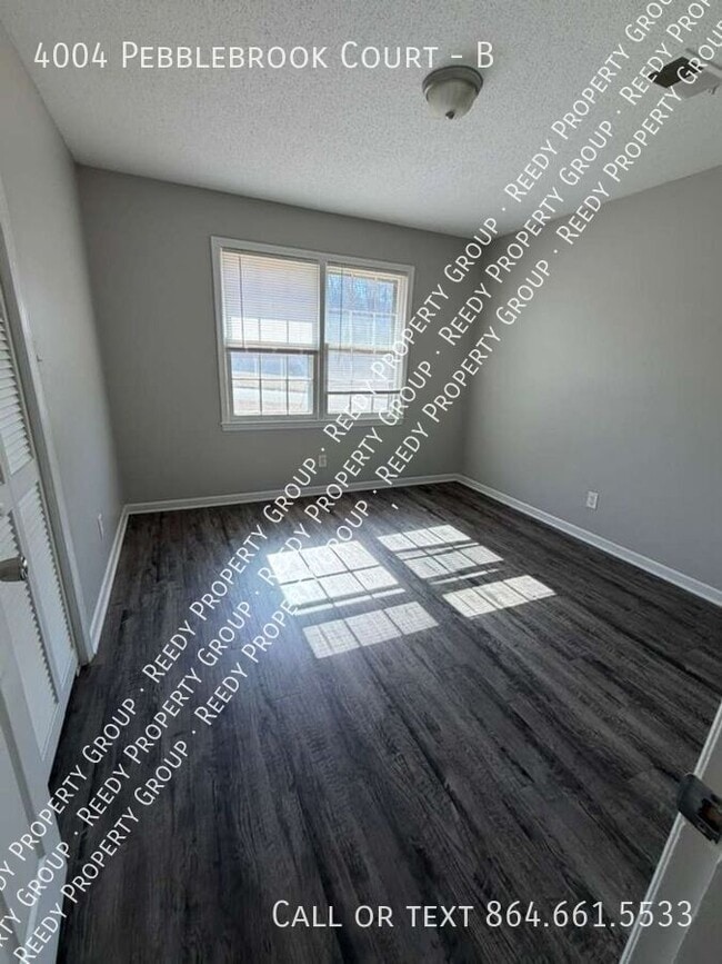 Building Photo - 4004 Pebblebrook Ct