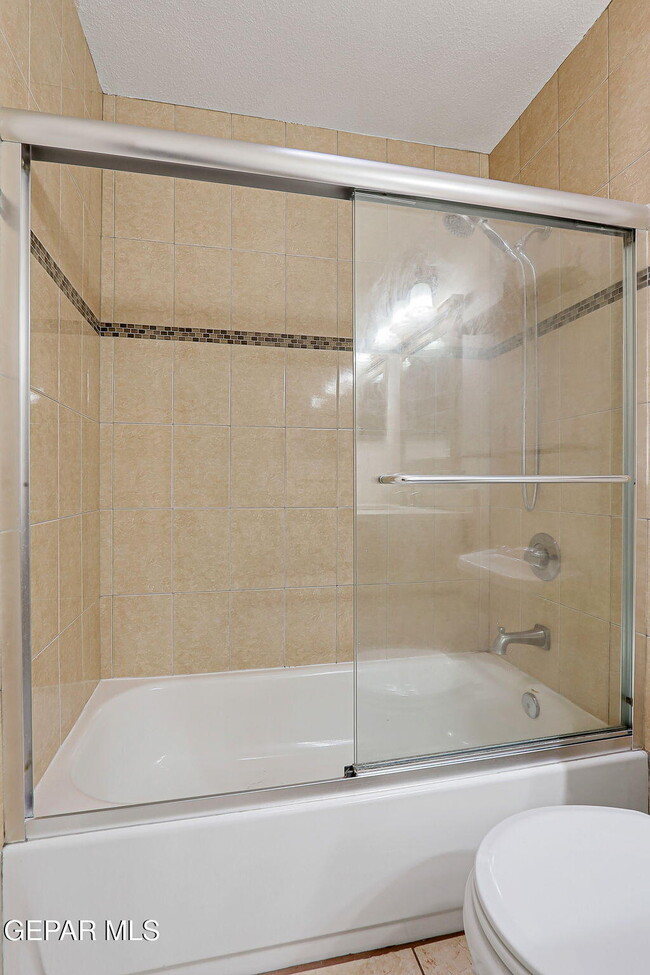 Building Photo - 1281 Amber Morgan Dr