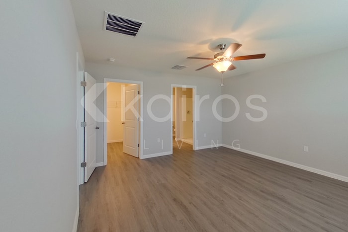 Building Photo - 4421 SW 85 Ln