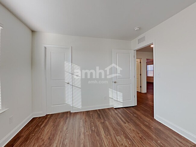Building Photo - 108 Ashton Dr