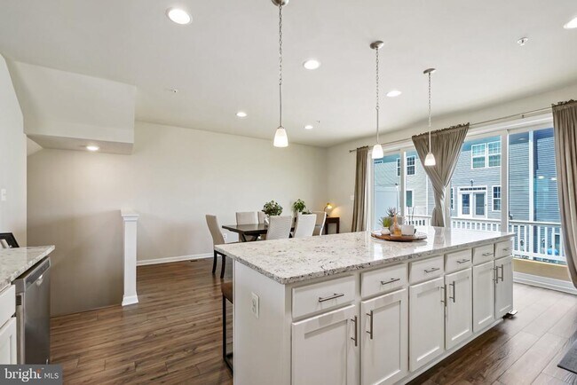 Building Photo - 6052 Krantz Dr