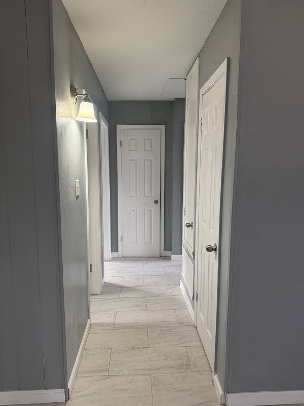 Building Photo - 6901 Lavender Dr