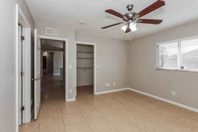 Building Photo - 1216 Belgrave St