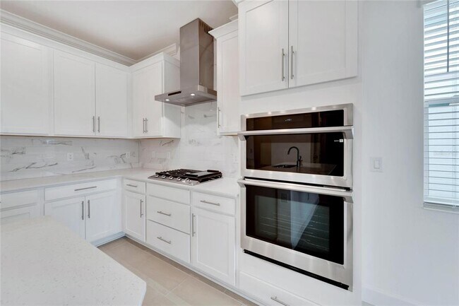 Building Photo - 943 Signet Dr