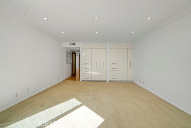 Building Photo - 7301 Vista Del Mar