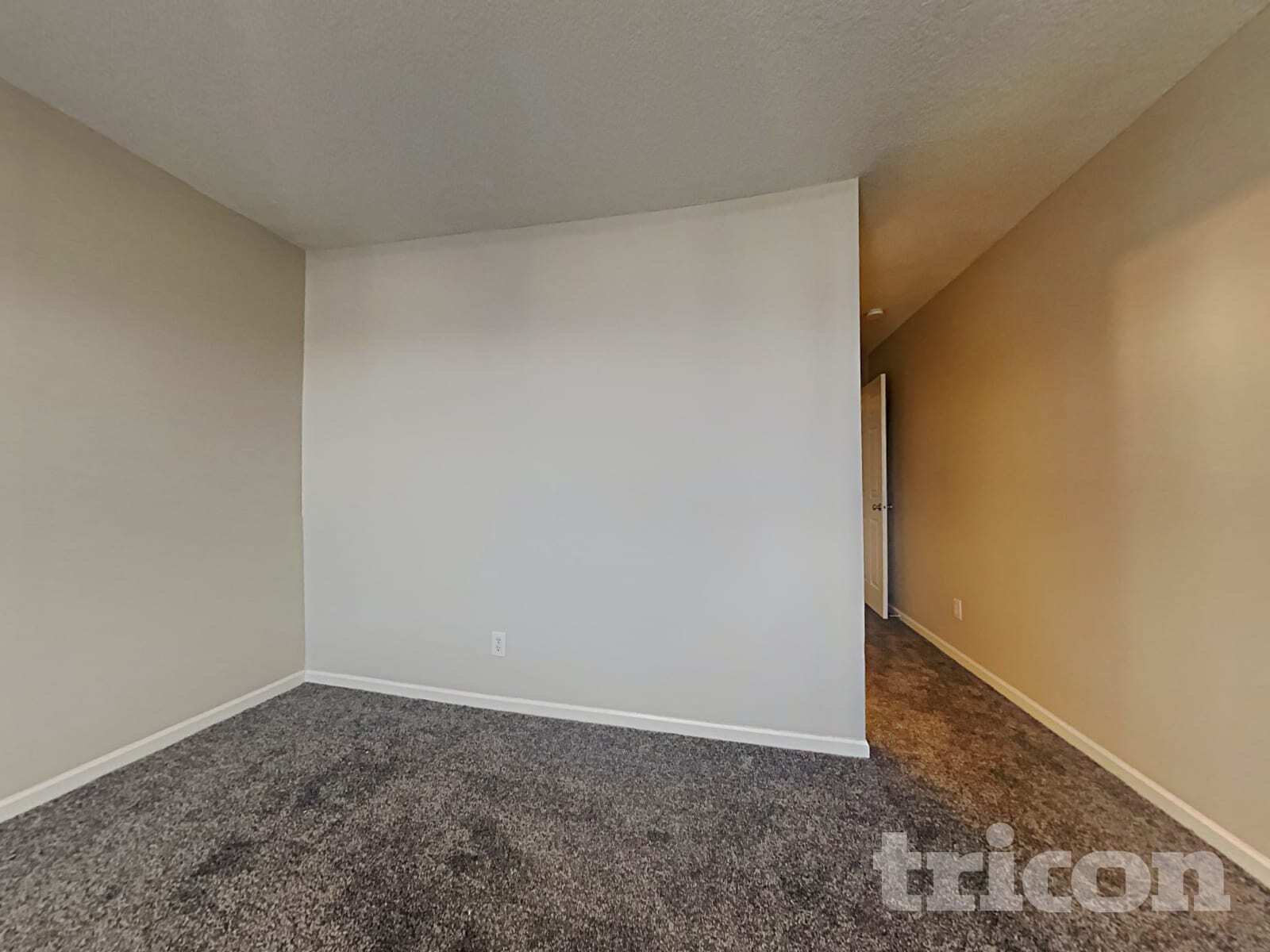 Building Photo - 3254 Blue Ash Ln