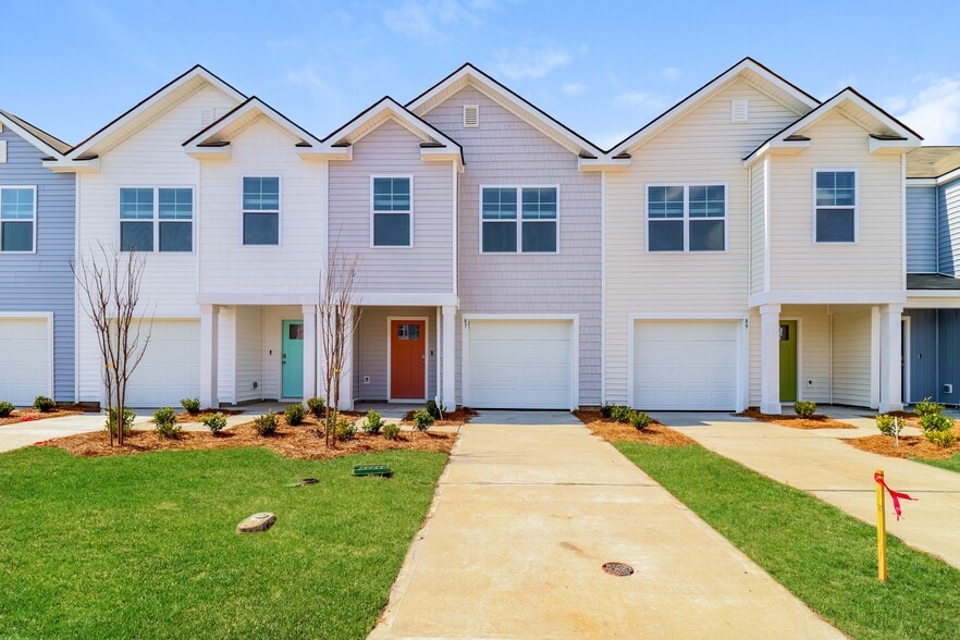 Building Photo - 87 Striker Rd