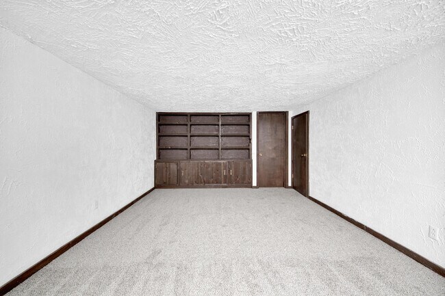 Building Photo - 9183 Indian Mound Ct NW