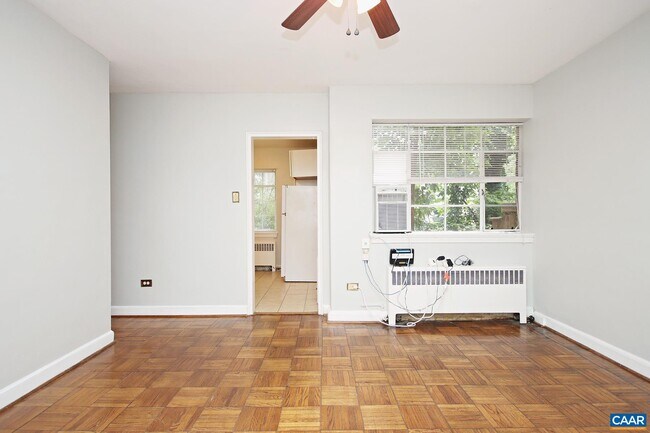 Building Photo - 32 University Cir