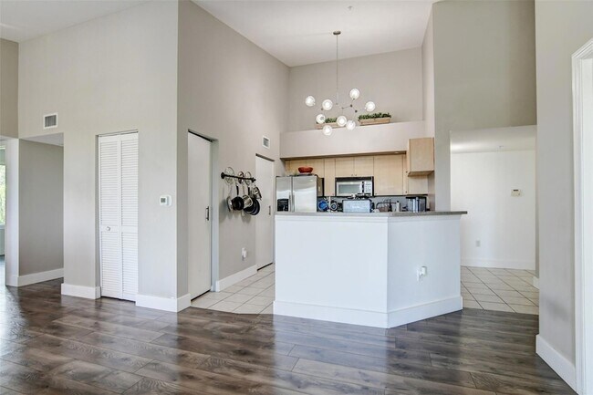 Building Photo - 224 Villa Cir