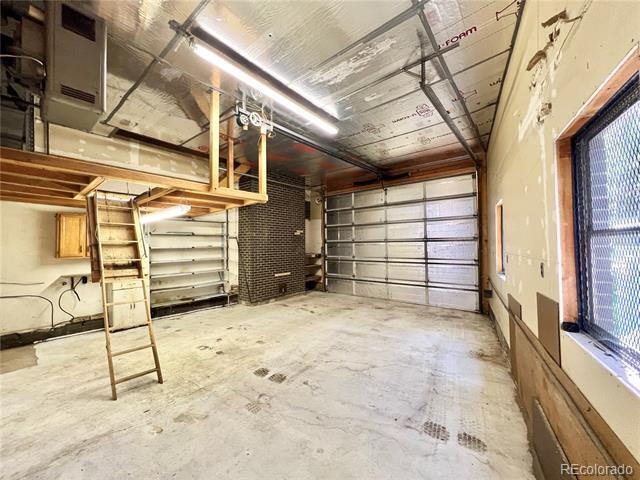 Building Photo - 944 S Potomac Ct