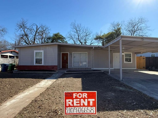 Building Photo - 2934 Hatton St