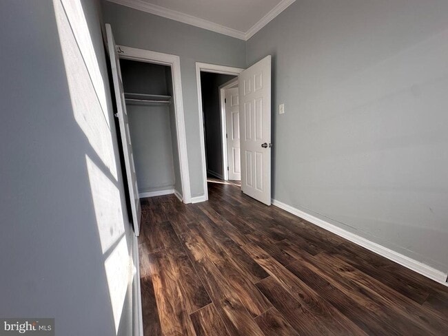 Building Photo - 1609 S 28th St