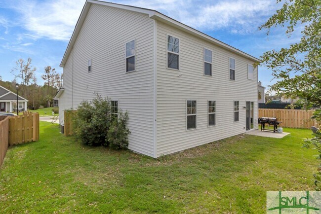 Building Photo - 102 Palmer Pl