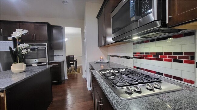 Building Photo - 5295 Rustic Ct