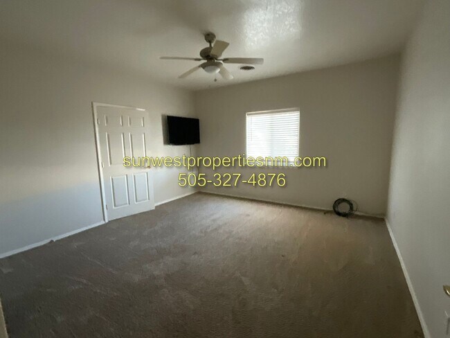 Building Photo - 3 Bedroom, 2 Bath, 2 Car Garage House with...