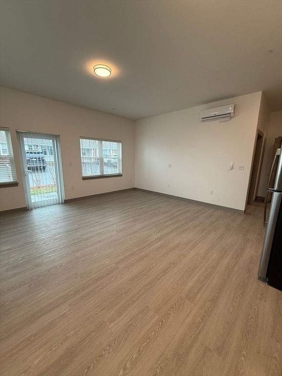 Building Photo - 626 Main St