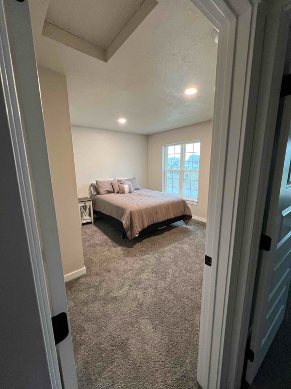 Building Photo - 2502 Castle Pines Dr