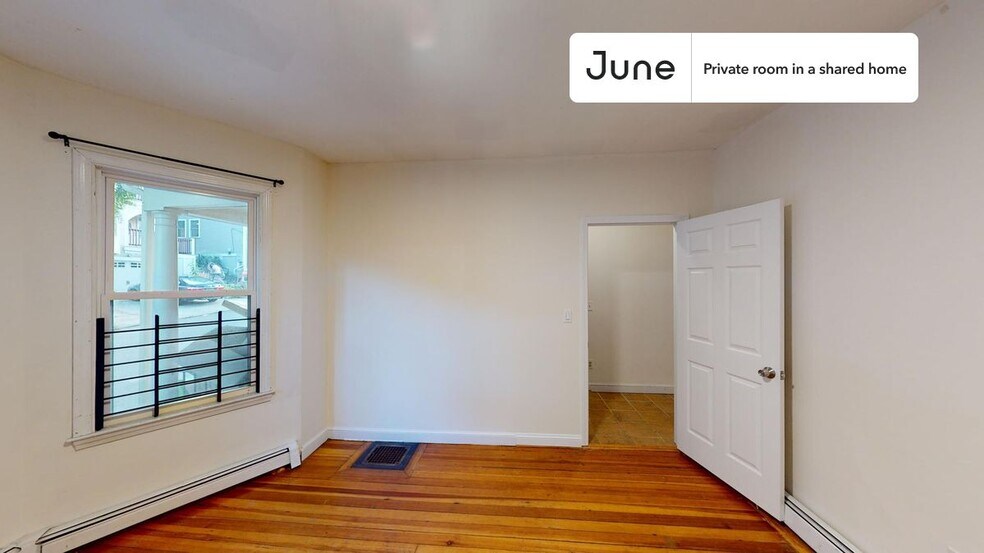 Building Photo - Room in Shared 4 bed/1.5 bath home