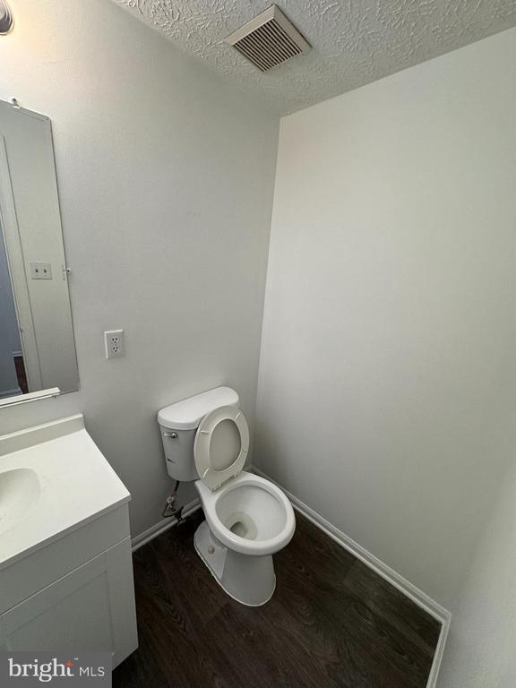Building Photo - 9730 Red Clover Ct