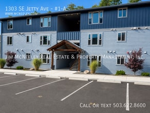 Building Photo - 1303 SE Jetty Ave