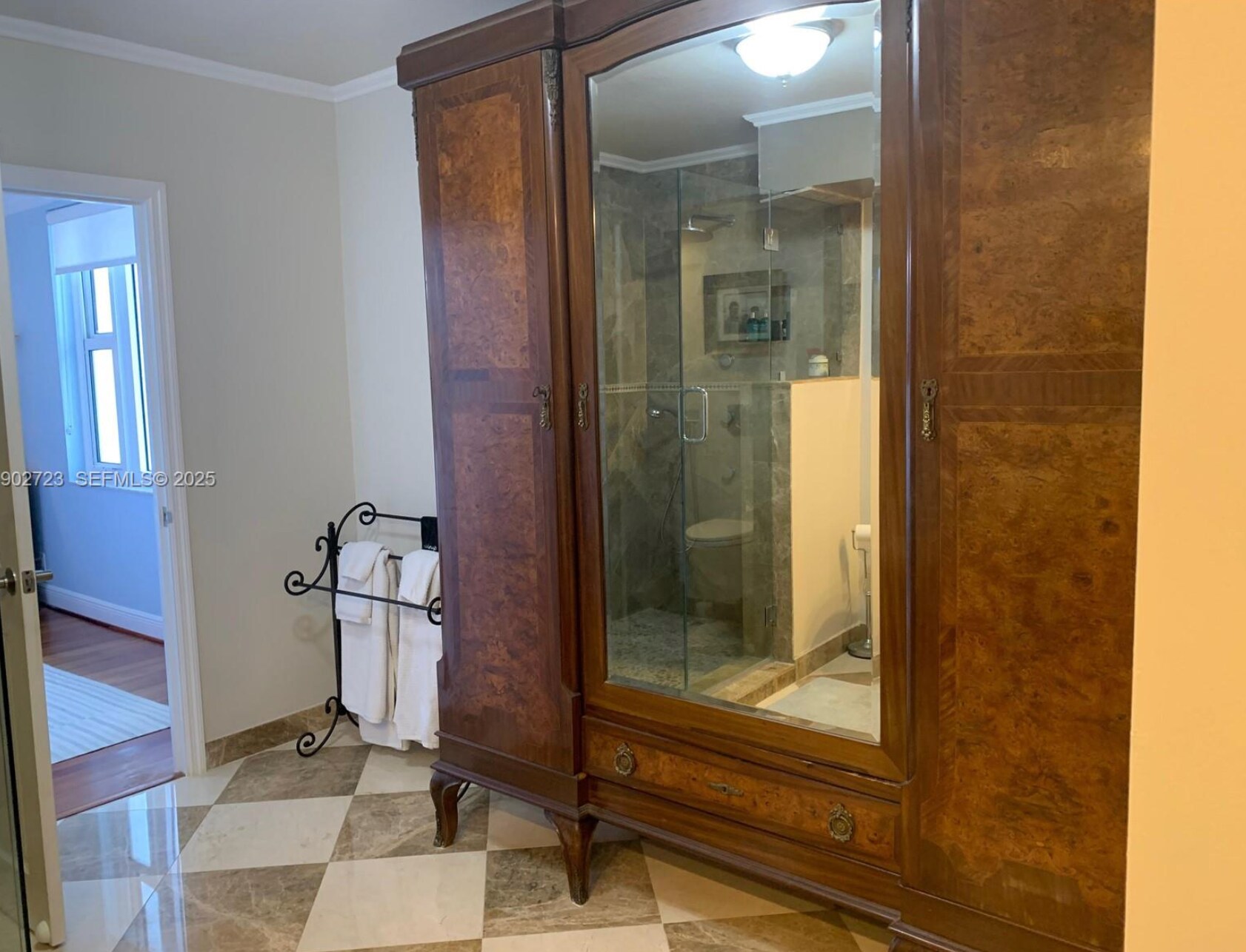Building Photo - 3600 Galt Ocean Dr