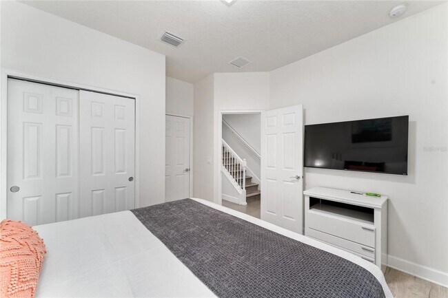 Building Photo - 17412 Placidity Ave