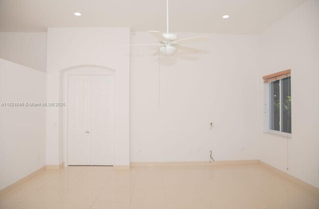 Building Photo - 8464 SW 138th St