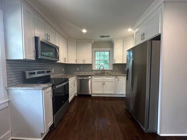 Primary Photo - 569 Woods Dr NW