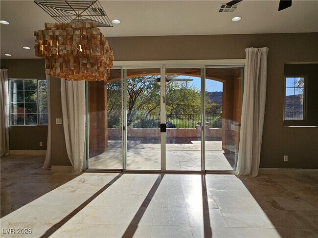 Building Photo - 1155 Casa Palermo Cir