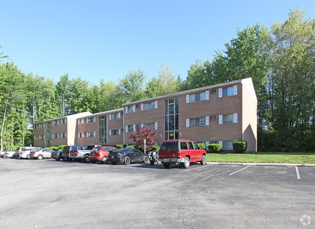 Building Photo - Maplewood Apartments