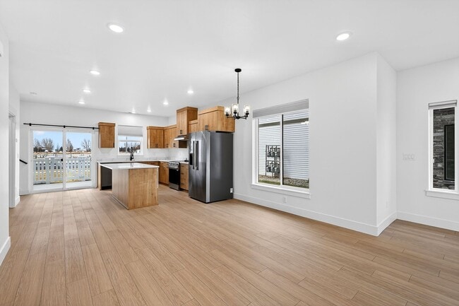 Building Photo - BRAND NEW TOWNHOME IN REXBURG WITH GARAGE