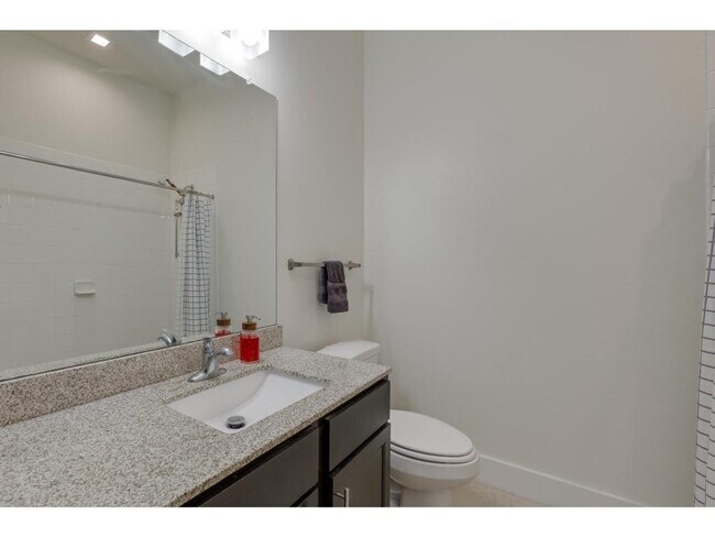 Building Photo - 2400 Louis Henna Blvd