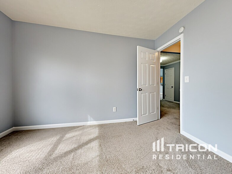 Building Photo - 1586 Thornwick Trace