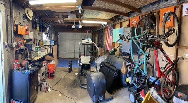 Building Photo - 2326 Lowell Blvd