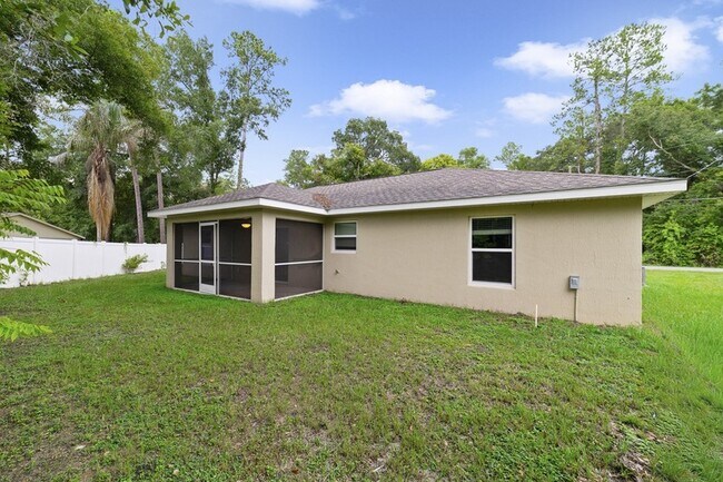 Building Photo - 10 Redwood Trace Ln