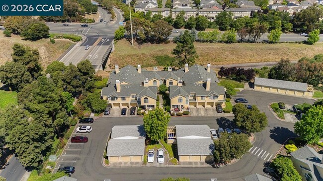 Building Photo - 109 Devonwood