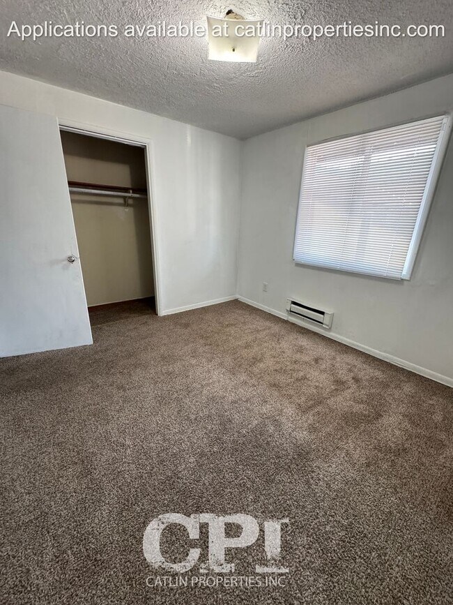Building Photo - 2128 46th Ave
