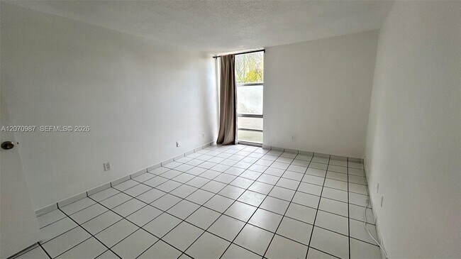 Building Photo - 210 172nd St
