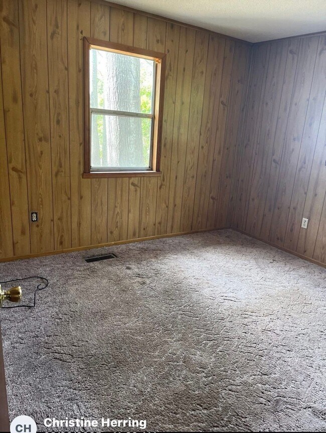 Building Photo - 508 Owens St