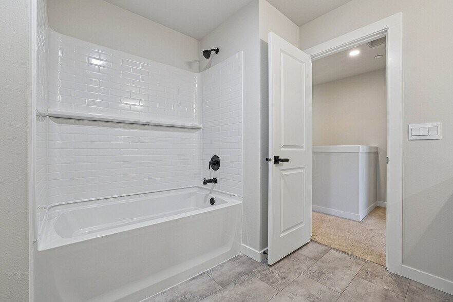 Building Photo - 14707 87th Ave SE