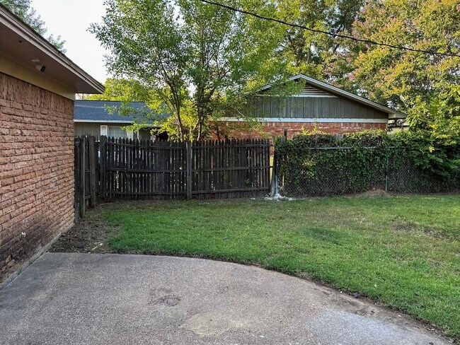 Building Photo - 50351 Bryant St