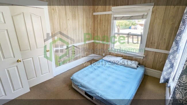 Building Photo - 1019 22nd St