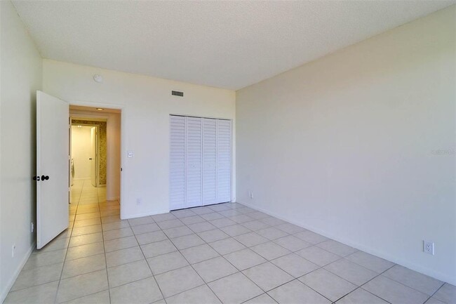 Building Photo - 50 Coe Rd