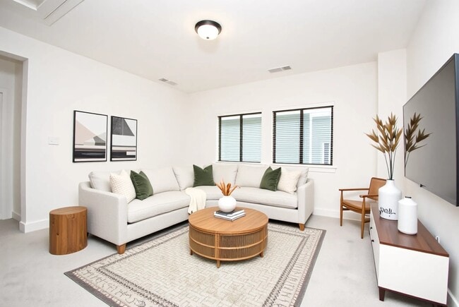 Building Photo - 18643 Parkland Row Dr