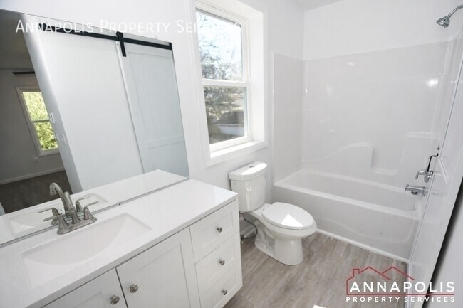 Building Photo - 1702 Forestville Rd