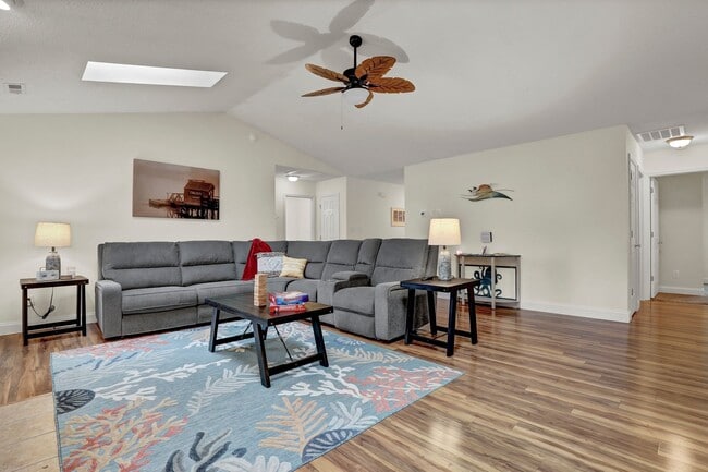 Building Photo - Compass Point - Vacation Rental - Sneads Ferry, NC