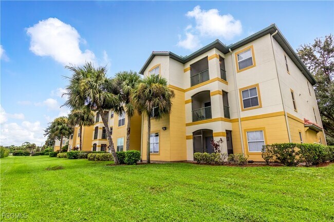 Building Photo - 11490 Villa Grand
