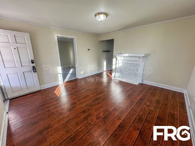 Building Photo - 914 Seaboard St